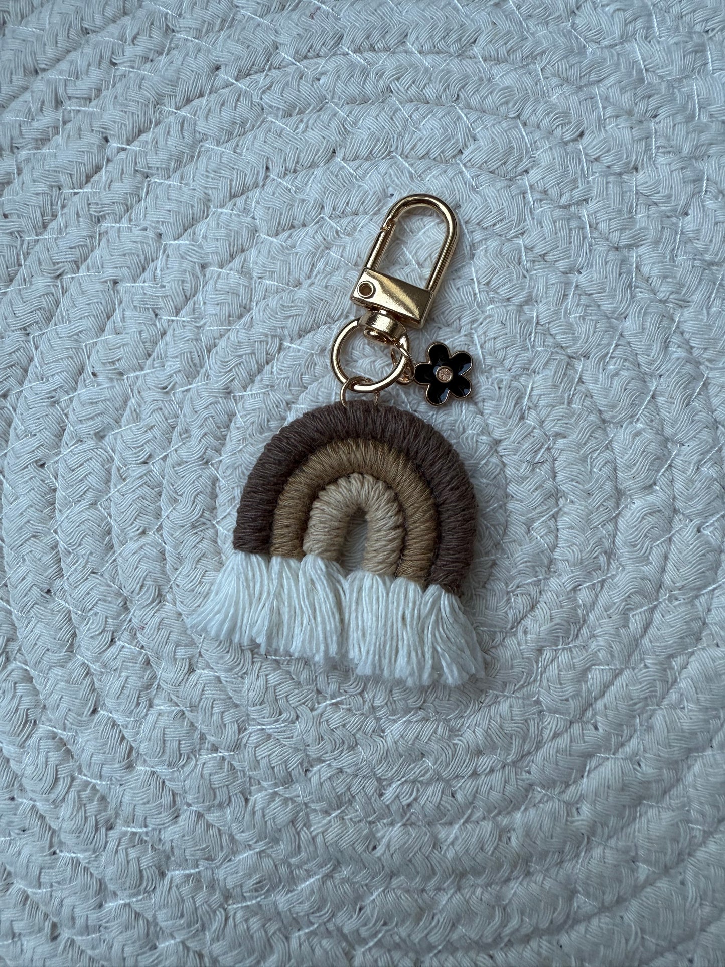 Rainbow hanger bruin