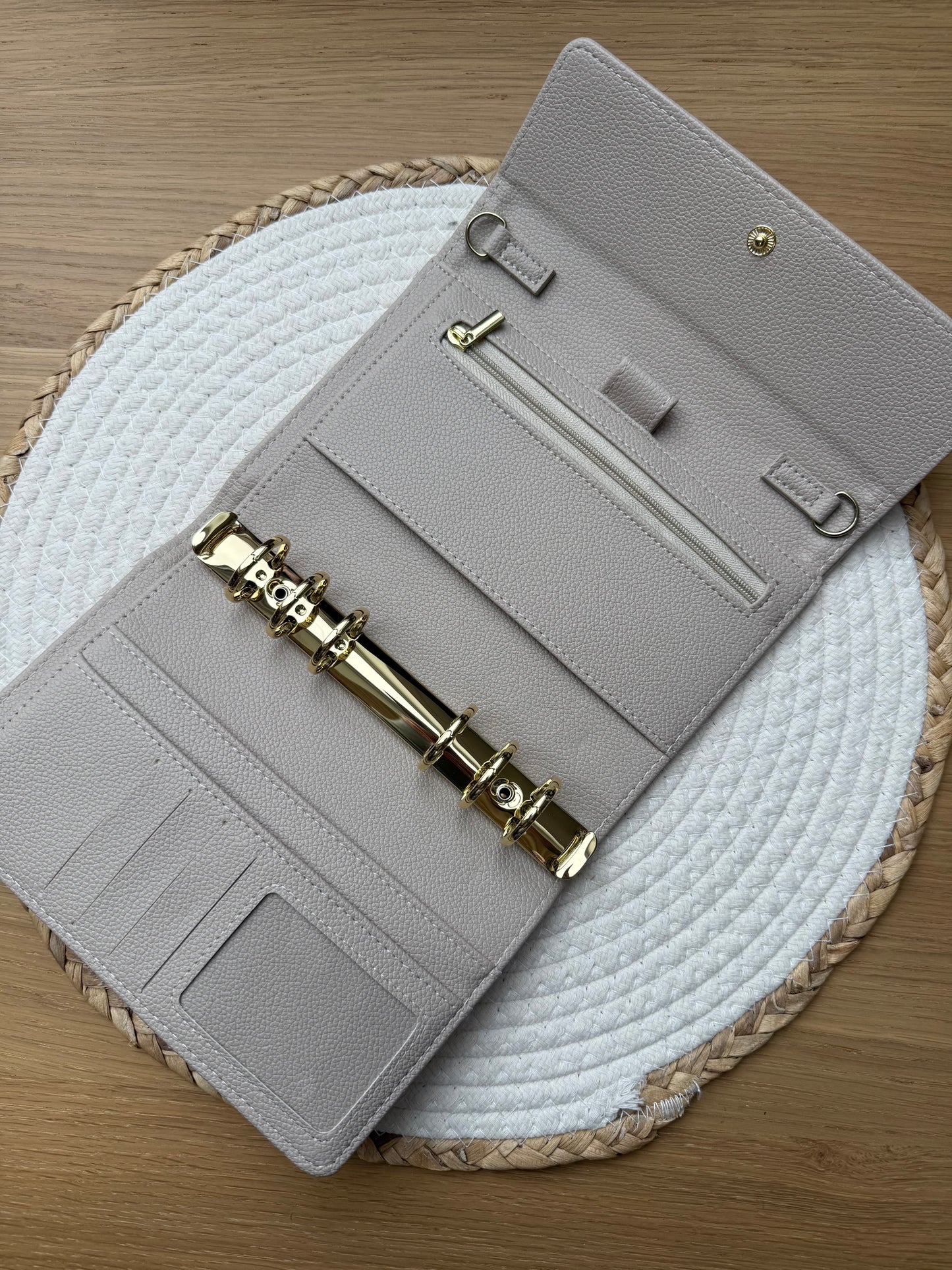BBB Deluxe Nove map A6 beige