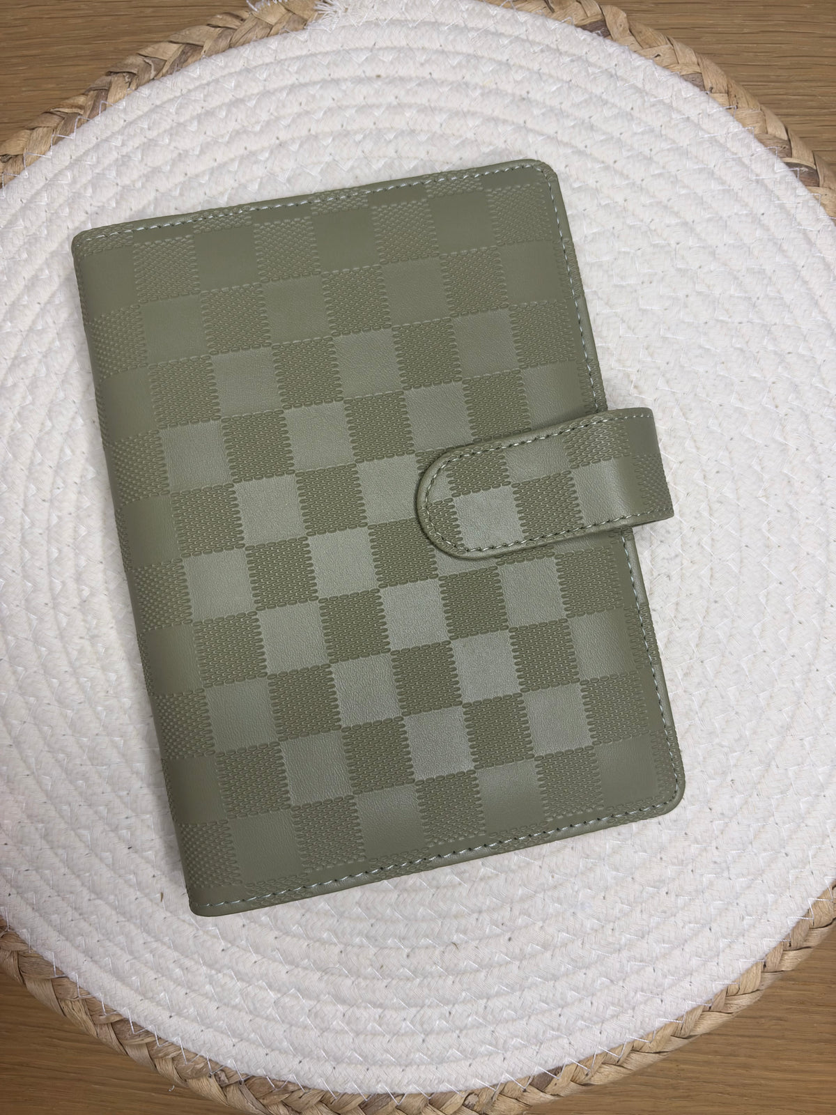 BBB Deluxe Cozy Chess olijf groen map A6